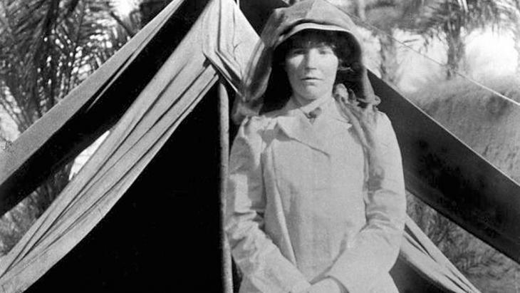 Gertrude Bell: Η γυναίκα που μαζί με τον Λόρενς της Αραβίας σχεδιάσαν τα σύνορα του Ιράκ (φωτό)